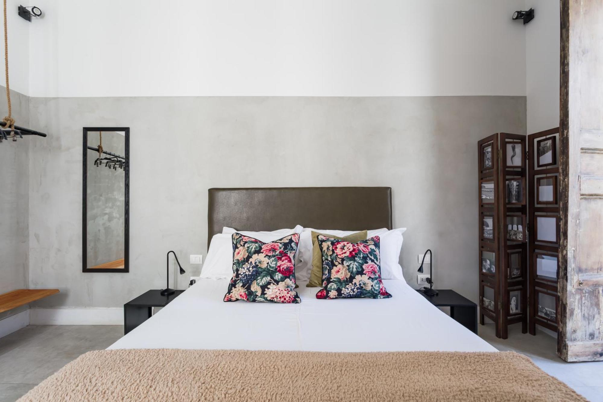 Casa Dei Mille Napoli Apartment ภายนอก รูปภาพ